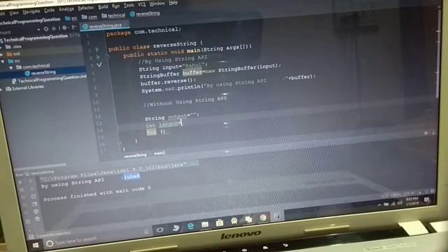 Reverse String in java смотреть онлайн