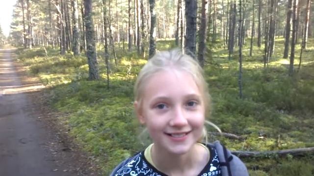 VLOG в ЛЕСУ!!! Обсуждаем грибы.Важно,смотреть ВСЕМ!!! смотреть онлайн