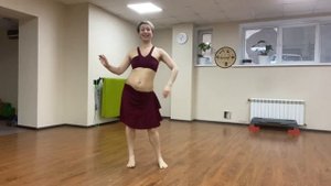 #tribalfusion #bellydance Тряска бёдрами и удары с перемещением.