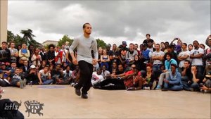 Уличные танцы, брейк данс.