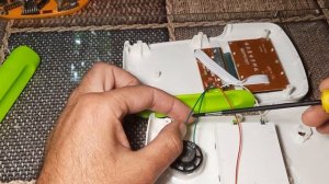 Как убавить звук в детских игрушках.