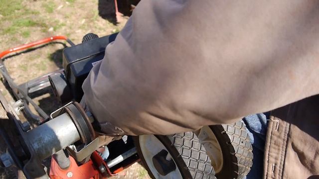 Craftsman Gas Edger with the Eager-1engine смотреть онлайн