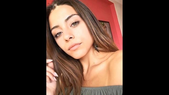 Grande supporto per Sıla Türkoğlu dai suoi fan sui social media! смотреть онлайн