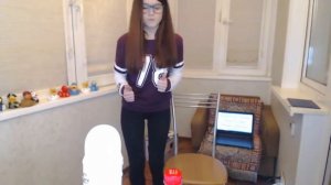 Оляша показала жопу на стриме