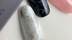 ? ТАК ПРОСТО / МРАМОРНЫЙ МАНИКЮР ШТАМПОМ / ТЕКСТУРА НА НОГТЯХ / ЛАЙФХАК ИЗ ТИК ТОКА
