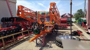 Опрыскиватель ЗУБР  GRAND MASTER 3000 во всей красе.