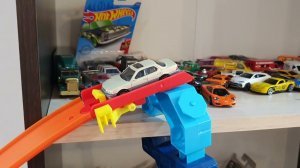 Обзор Hot Wheels и Matchbox. Гонки машинок