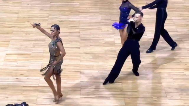 Егор Косяков и Ирина Новоселова Royal Ball 2021 Взрослые 10D Rumba смотреть онлайн