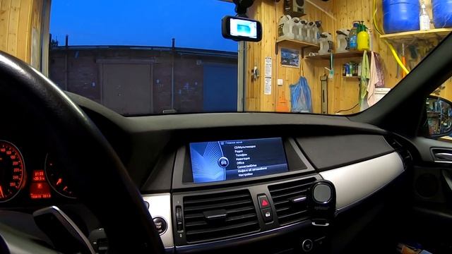 BMW X5 E70 – При замене колодок не стал менять датчик… Не прокатило =))) смотреть онлайн