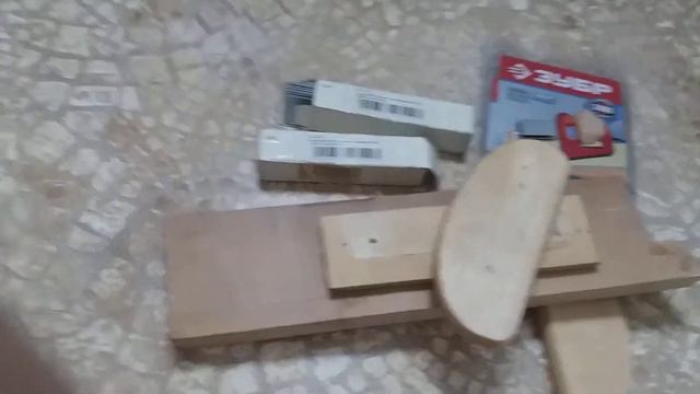 зубр 2000 электрический скобо забивной пистолет для забивания гвоздей в наличник. смотреть онлайн