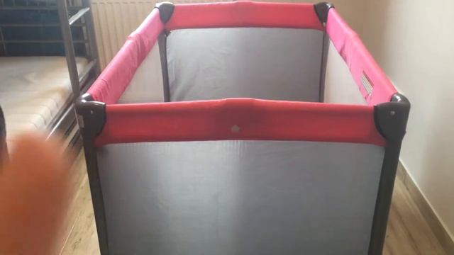 Rozkładanie łóżeczka turystycznego смотреть онлайн