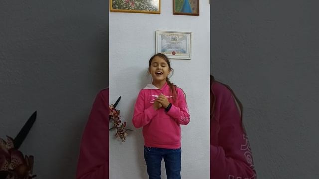 "Сегодня осень в дверь мне позвонила..." Л.Рубальская. Исполняет Логинова В. смотреть онлайн