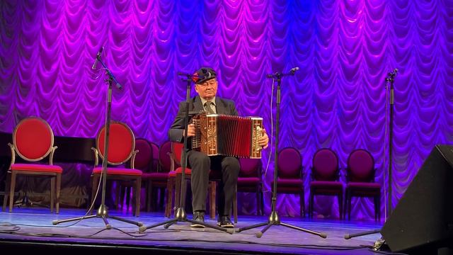 «Играй гармонь Невская» Царевский В.Н. на гармони Кондратьева А.Л. смотреть онлайн