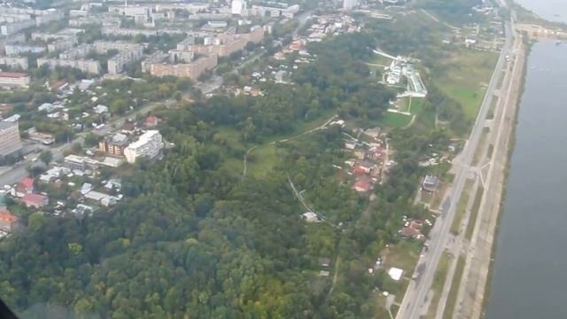 Красивый полет на вертолете над Нижним Новгородом смотреть онлайн