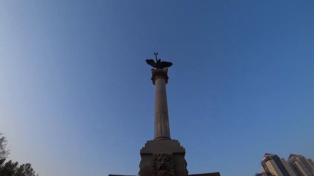В КИТАЕ САМАЯ КРАСИВАЯ ВЕСНА . ЦВЕТЕНИЕ САКУРЫ