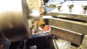 Мой самодельный токарный станок уже работает.