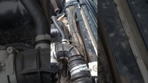 Замена помпы не потребовалось на новой Лада Нива Бронто ВАЗ-21214, подтянули патрубок в АвтоГермесе