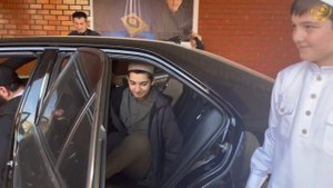 Выпускник школы Хафизов Абдул Керим г.Урус-Мартан