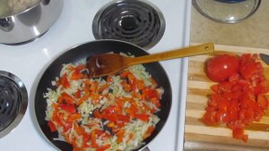 Щи из свежей капусты на курином бульоне. Великолепные.