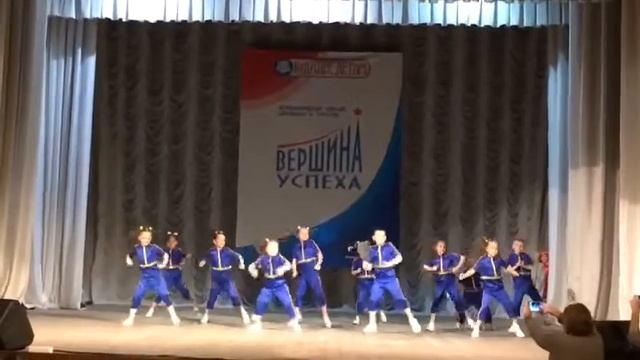 Танец «Не детское время » смотреть онлайн