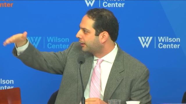 Will China Be First to Completely Abandon Combustion-Engine Cars? смотреть онлайн