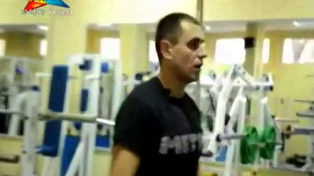 Тренировка для начинающих в зале. Плечи.