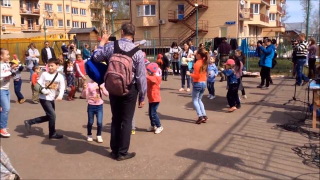 Ярмарка в Заречье. Звенигород, 2 мая 2016 смотреть онлайн