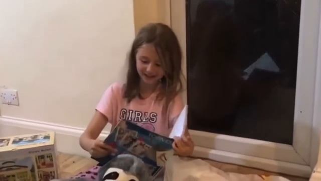 Покупки игрушек ? Выбор 10 летней девочки ? Из магазина SMYTHS смотреть онлайн