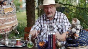 С. Савельев. Идет война