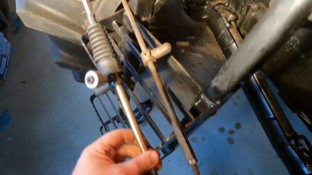 ЗАМЕНА РЫЧАГА РАЗДАТКИ ТРАКТОРА МТЗ-820 НА ОРИГИНАЛ смотреть онлайн