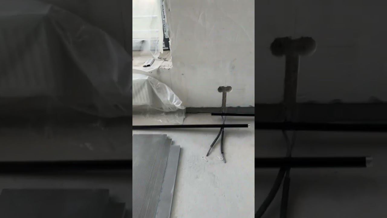 Примерка и монтаж напольного теневого профиля в заранее выштробленную и оштукатуренную нижу смотреть онлайн