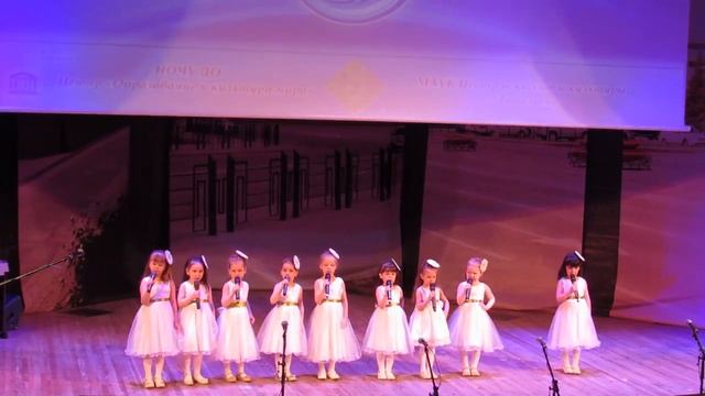 Вокальный ансамбль 'Звездочки' - 'Ромашки и букашки' (г. Тобольск) смотреть онлайн