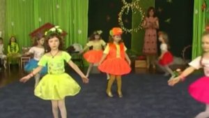 ? Детский танец (Kids dance) - "Танец цветов" ("Dance of flowers"). Хореограф Оксана Калинина