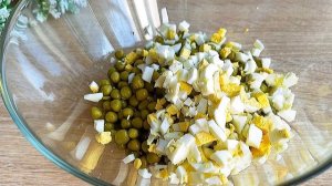 Когда есть баночка шпрот: готовлю вкусный салат