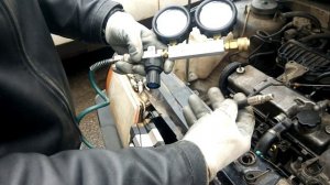 ВАЗ 21099 не едет, нет динамики, большой расход, делаем пневмотест.