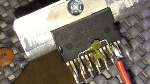 ПРОСТОЙ УНЧ НА TDA 7377! МОЩНЫЙ! ЛУЧШИЙ УНЧ В МИРЕ!