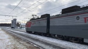 Сборная солянка! Электровоз ВЛ11М-200А/199А/203Б резервом