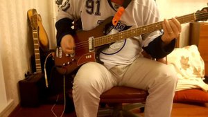 Бас Урал 510Г / Ural 510G bass guitar