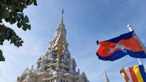 Храм с частицей Будды в Камбодже