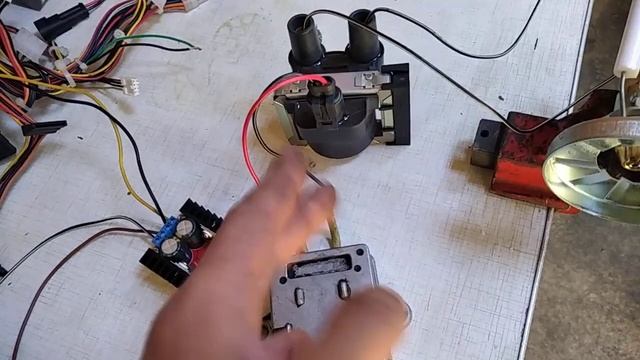 Добываем искру, для розжига горелки. смотреть онлайн