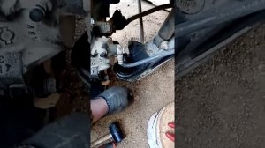 замена шаровых опор на ниссан атлас