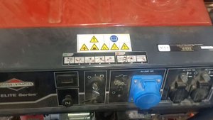 Поднялся уровень масла в бензогенераторе Briggs Stratton.