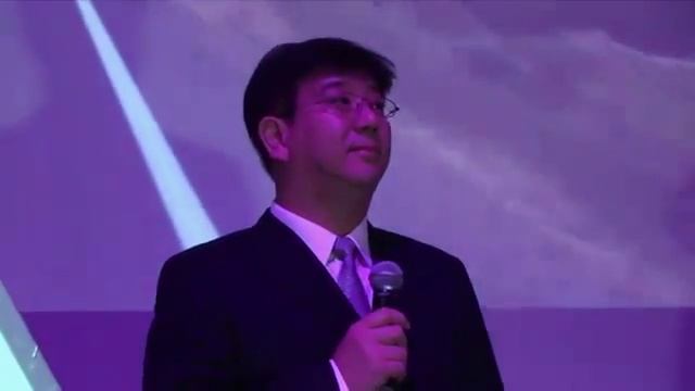 Открытие Matrix LiveStrong в Париже 21 сентября 2010 г.