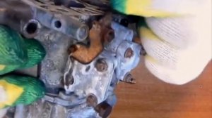 Каналы патрубка отсоса картерных газов карбюратора Солекс.