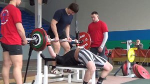 Жим  160  кг  Алексей Пименов (Усть-Кулом)