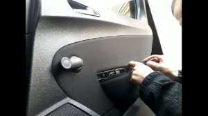Как снять обшивку карту задней двери OPEL ASTRA J (2011)demontaz boczka drzwi tyl/door panel remova