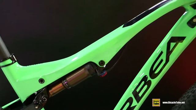 2017 Orbea Oiz M LTD Mountain Bike - Walkaround - 2016 Interbike Las Vegas смотреть онлайн