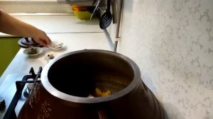 Варим гороховый суп с копченостями в афганском казане. Классный вкус, как из печки.