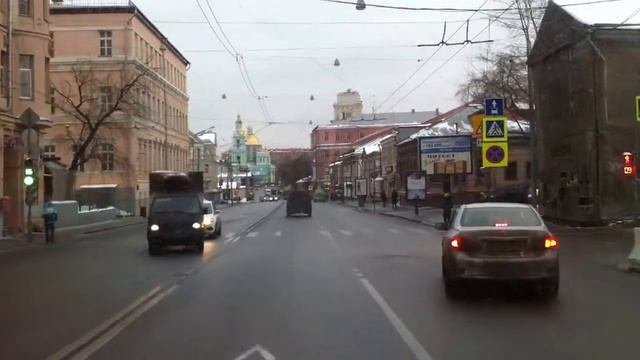 Бауманская закрылась. Курская-Бауманская(бесплатный маршрут 
