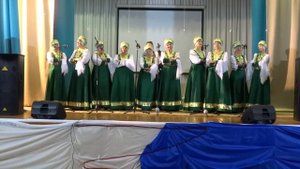 Ансамбль "Ивушка" - Тихо кругом, заря догорает